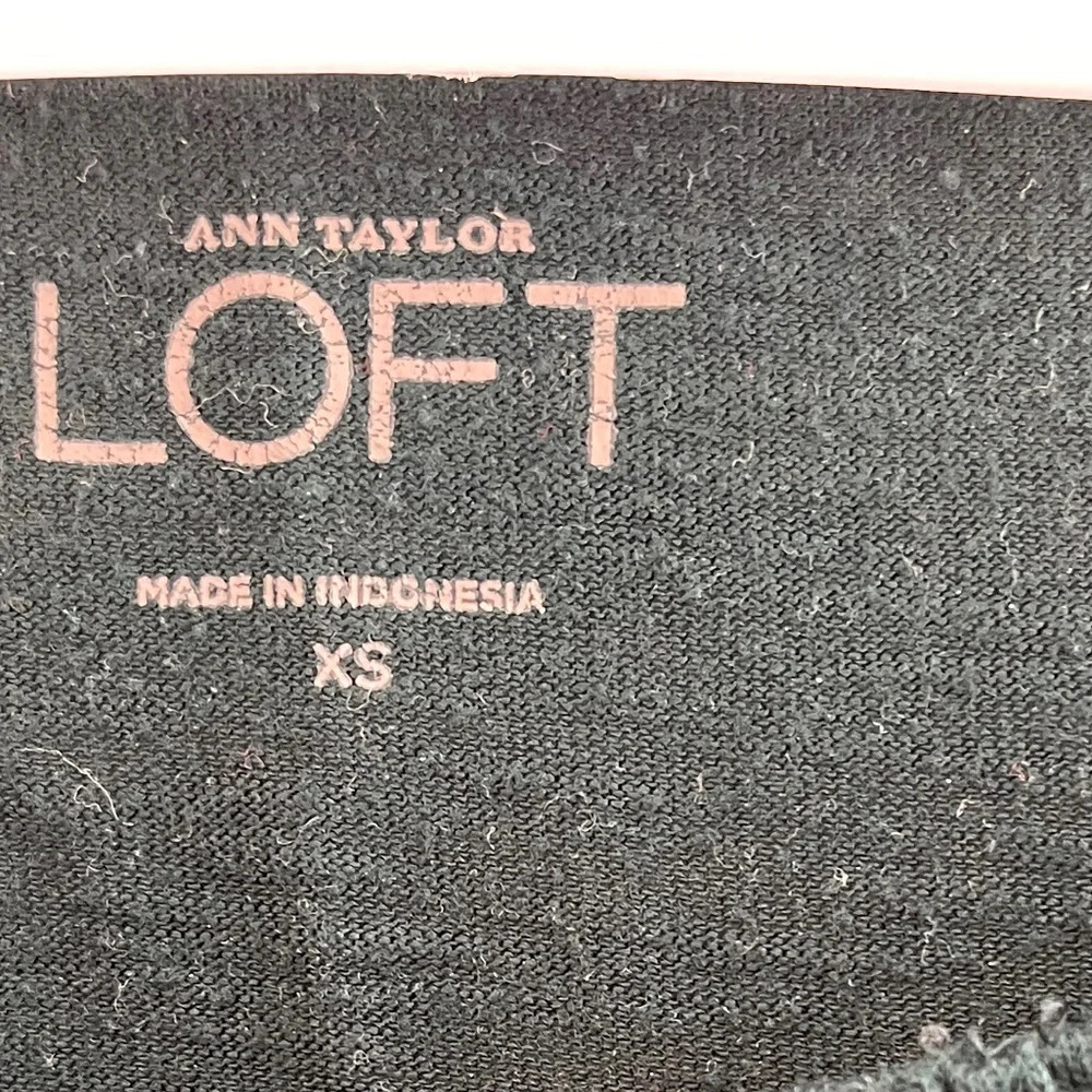 Ann Taylor Loft Dark Green Pleated 3/4 Sleeve Banded Hem  Top Size XS - Picture 7 of 8
